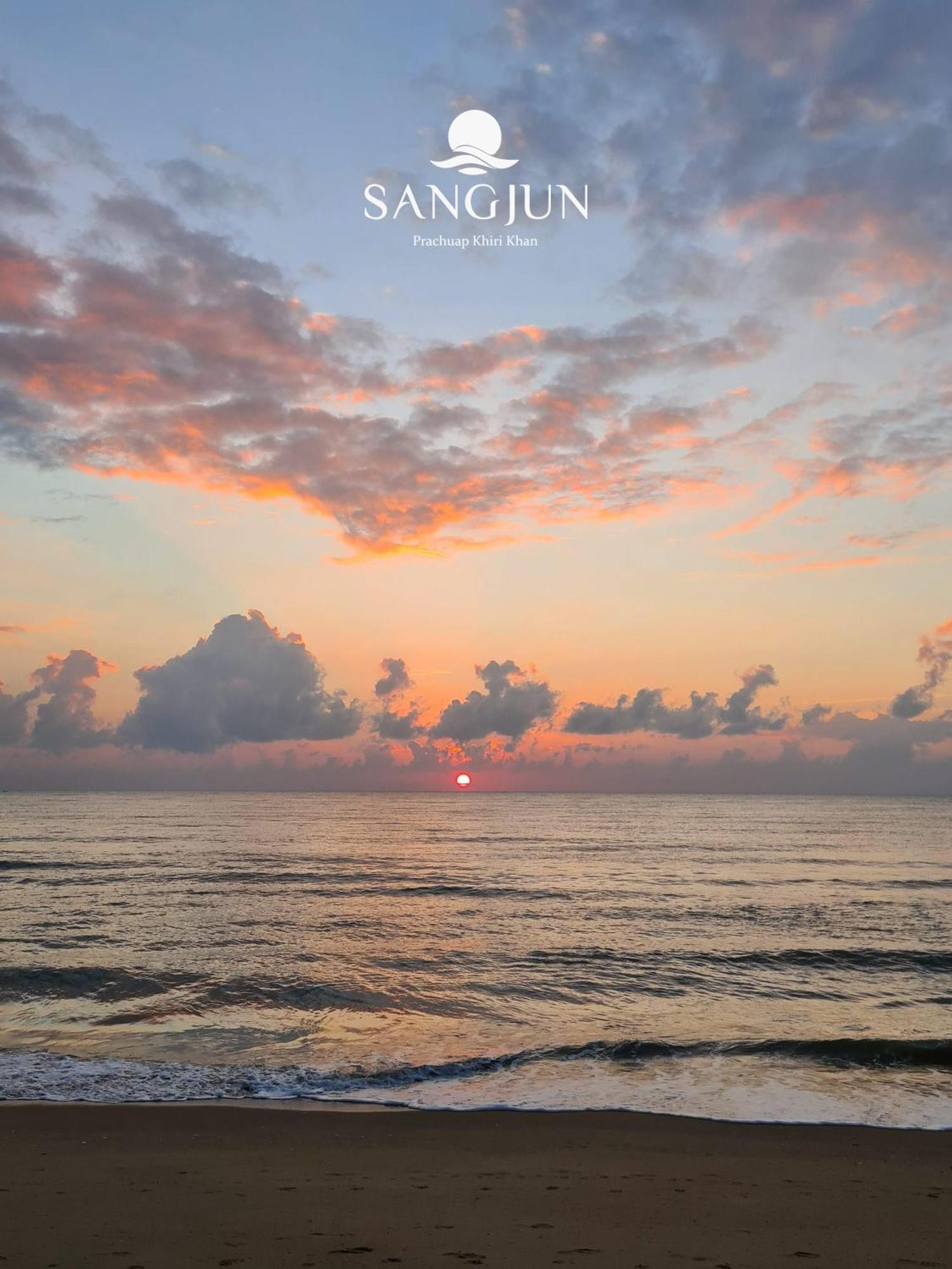 Sangjun On Beach Resort Банґсапхан Екстер'єр фото
