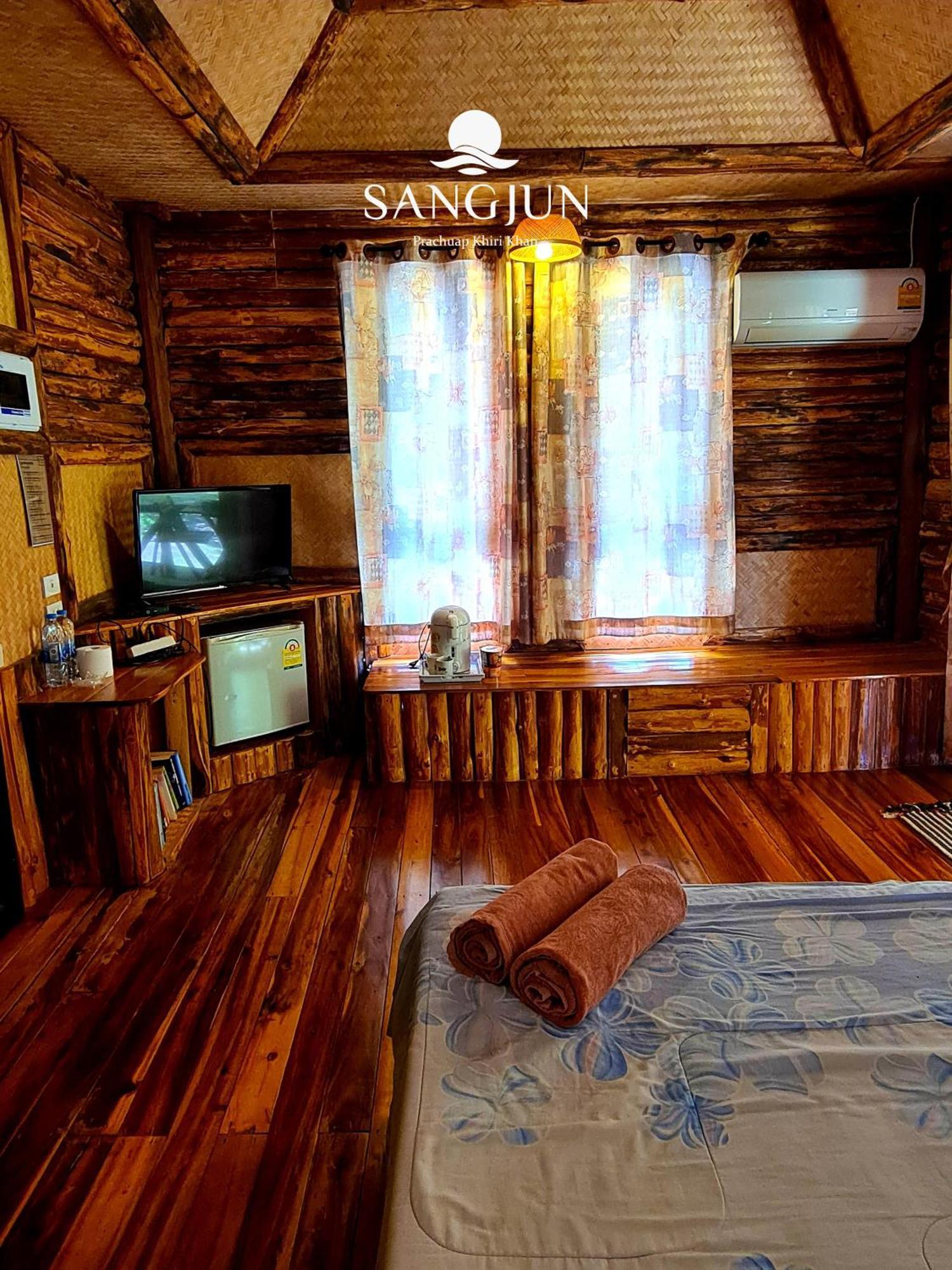 Sangjun On Beach Resort Банґсапхан Екстер'єр фото